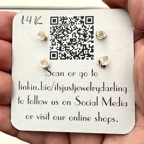 Womens Earrings 14K Yellow Gold Pair of Studs Pierced Gift Idea for Her Estate - Picture 5 of 5